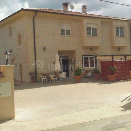 Hotel Rural Puerta De Caderechas Terminon Kültér fotó